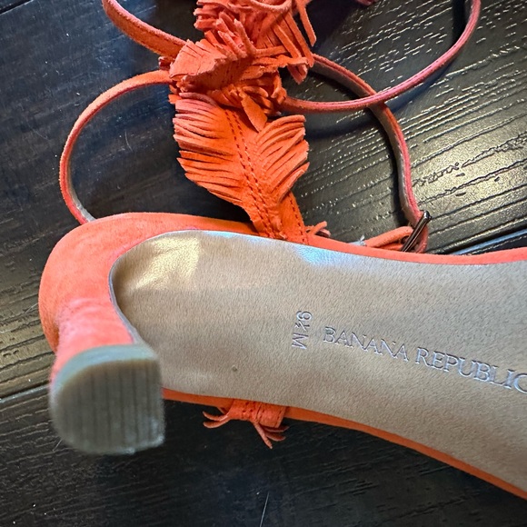 Banana Republic size 9.5 orange heels - Picture 5 of 5